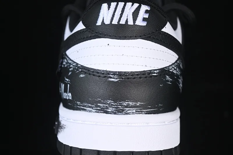 All categories Nk SB Dunk Series Nk SB Dunk Low High-end customized low-top sneakers Nike SB Dunk Low Punk style black and white straps High-end customized low-top casual sneakers DD1391-100